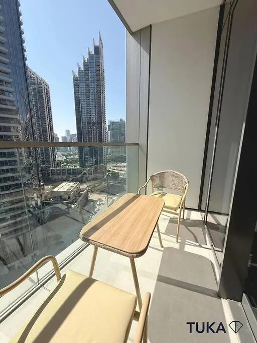 Infinity Pool - Luxury 2-Bhk - Dubai Fountain View Apartment